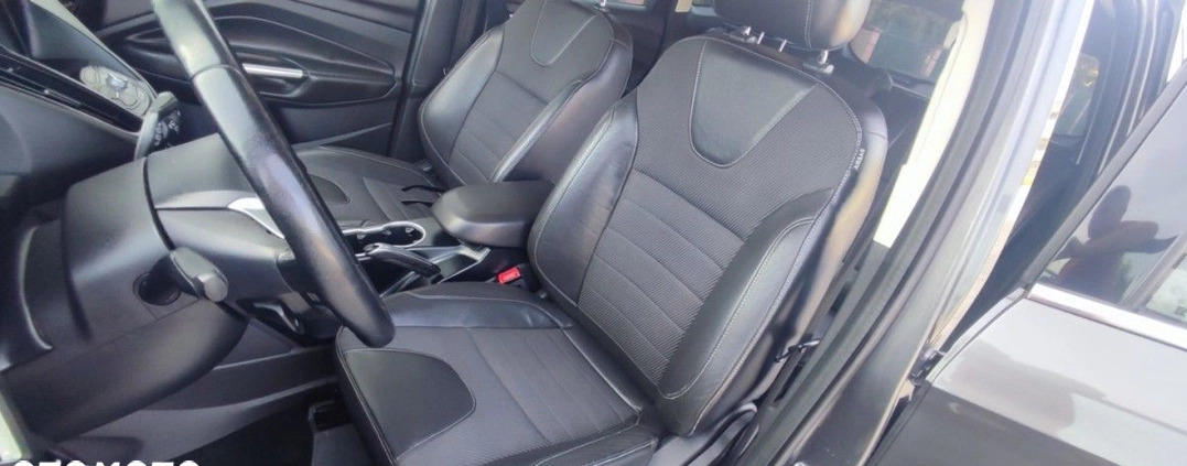 Ford Kuga cena 49900 przebieg: 228000, rok produkcji 2015 z Świdnik małe 781